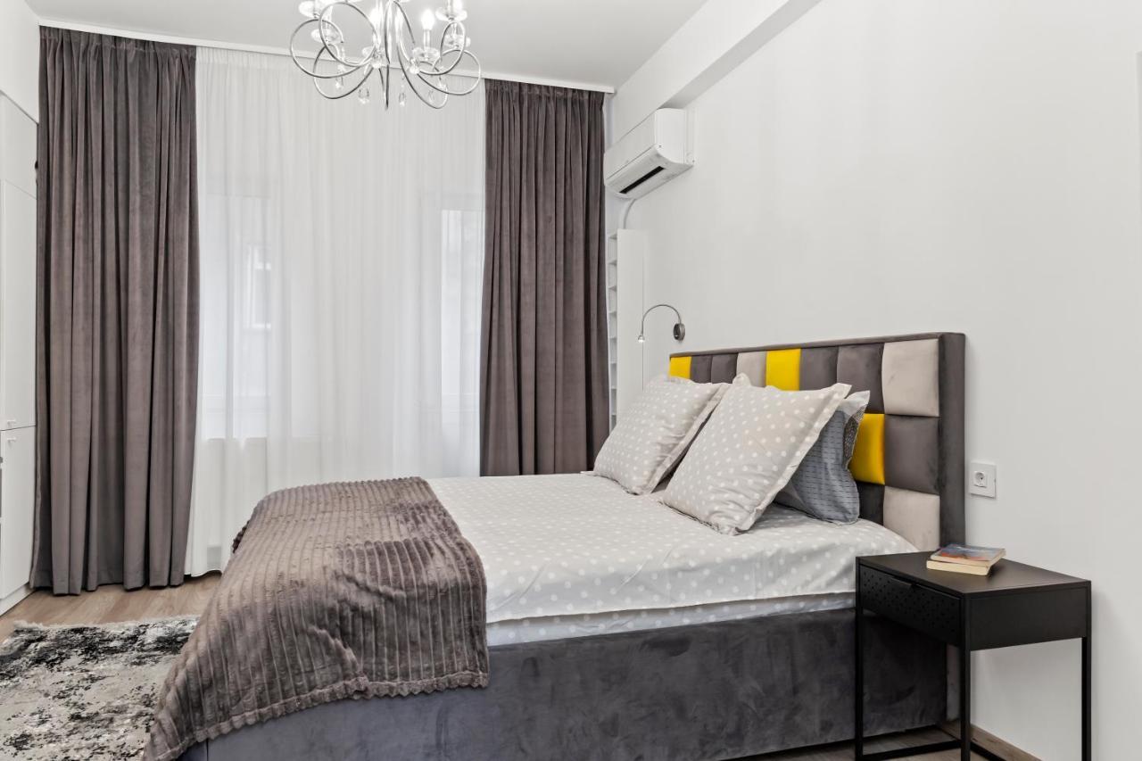 Brand New Studio - Old Town Бухарест Екстер'єр фото