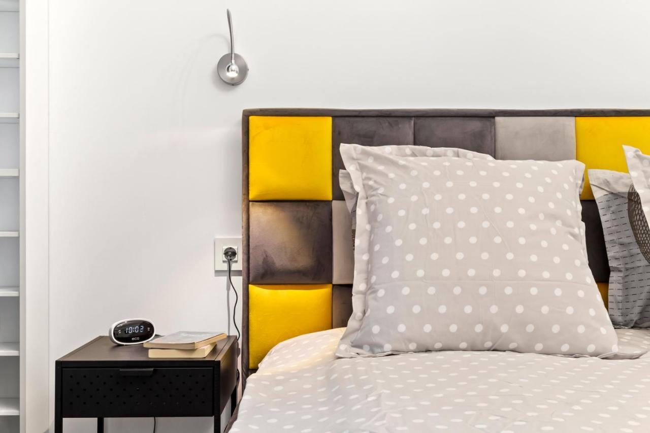 Brand New Studio - Old Town Бухарест Екстер'єр фото